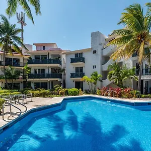 Imperial Laguna Faranda Отель