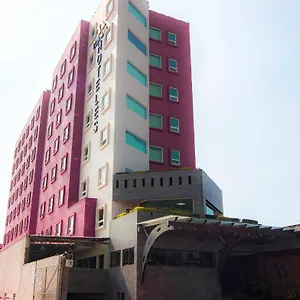 loa-inn-juarez.hotelspuebla.com/